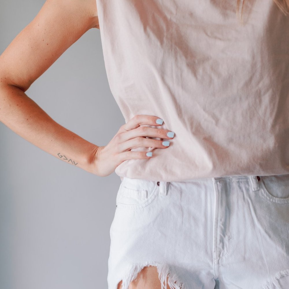 🆕 BLUSH ROSE TEE - Picture 10 of 11